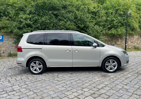 Volkswagen Sharan cena 49900 przebieg: 181808, rok produkcji 2011 z Nysa małe 781